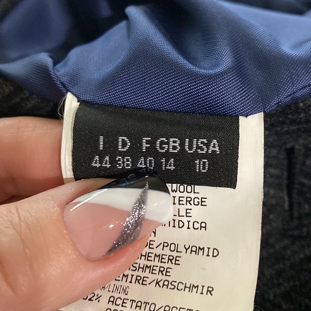 MADE IN ITALY WOOL COAT with slit at the back, size 10 length50width20sleeve23 - Picture 6 of 6